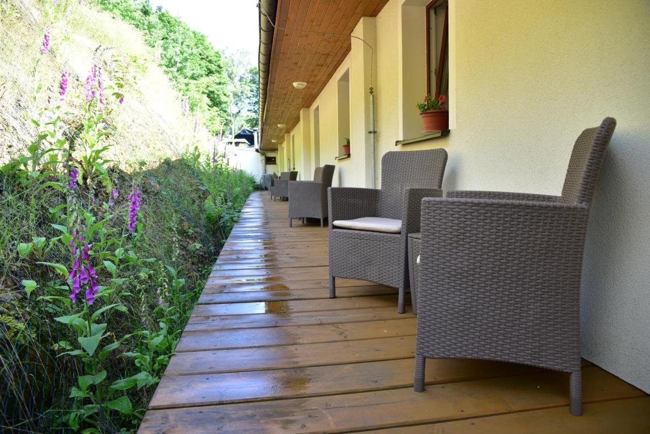 Pension U Krbu Mikulov v Krusnych Horach Exteriör bild