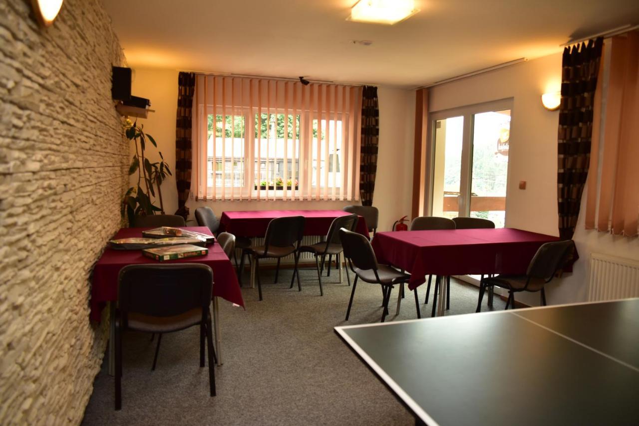 Pension U Krbu Mikulov v Krusnych Horach Exteriör bild